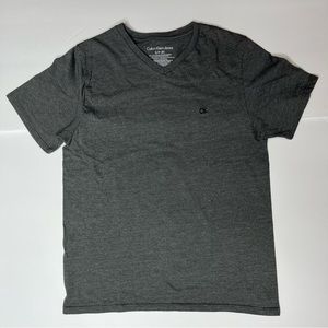 Calvin Klein boys short sleeve pullover gray V-neck T-shirt Size S (8)